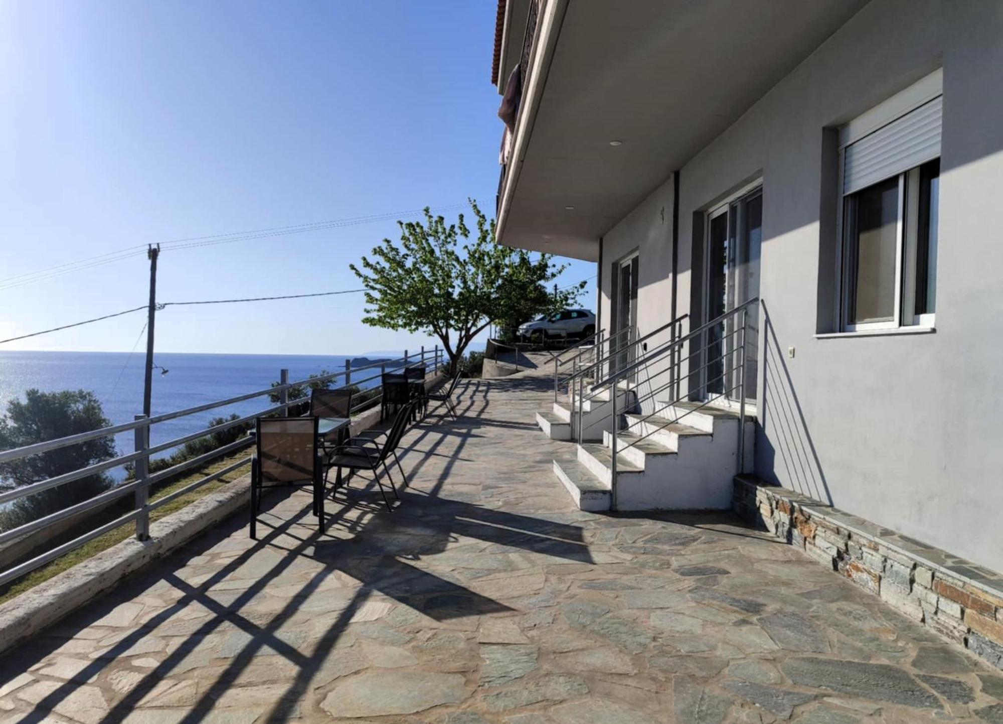 Aegean Beachfront Petriaí Exteriör bild