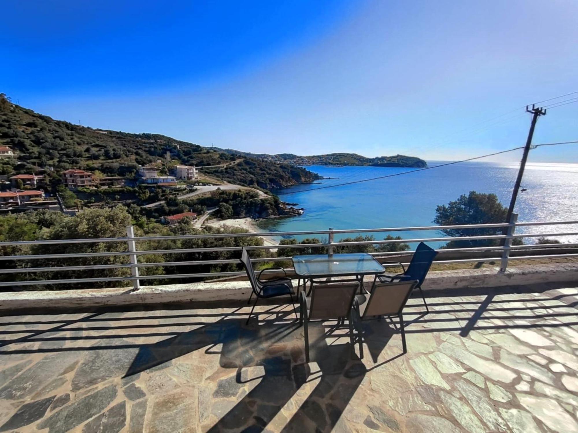 Aegean Beachfront Petriaí Exteriör bild